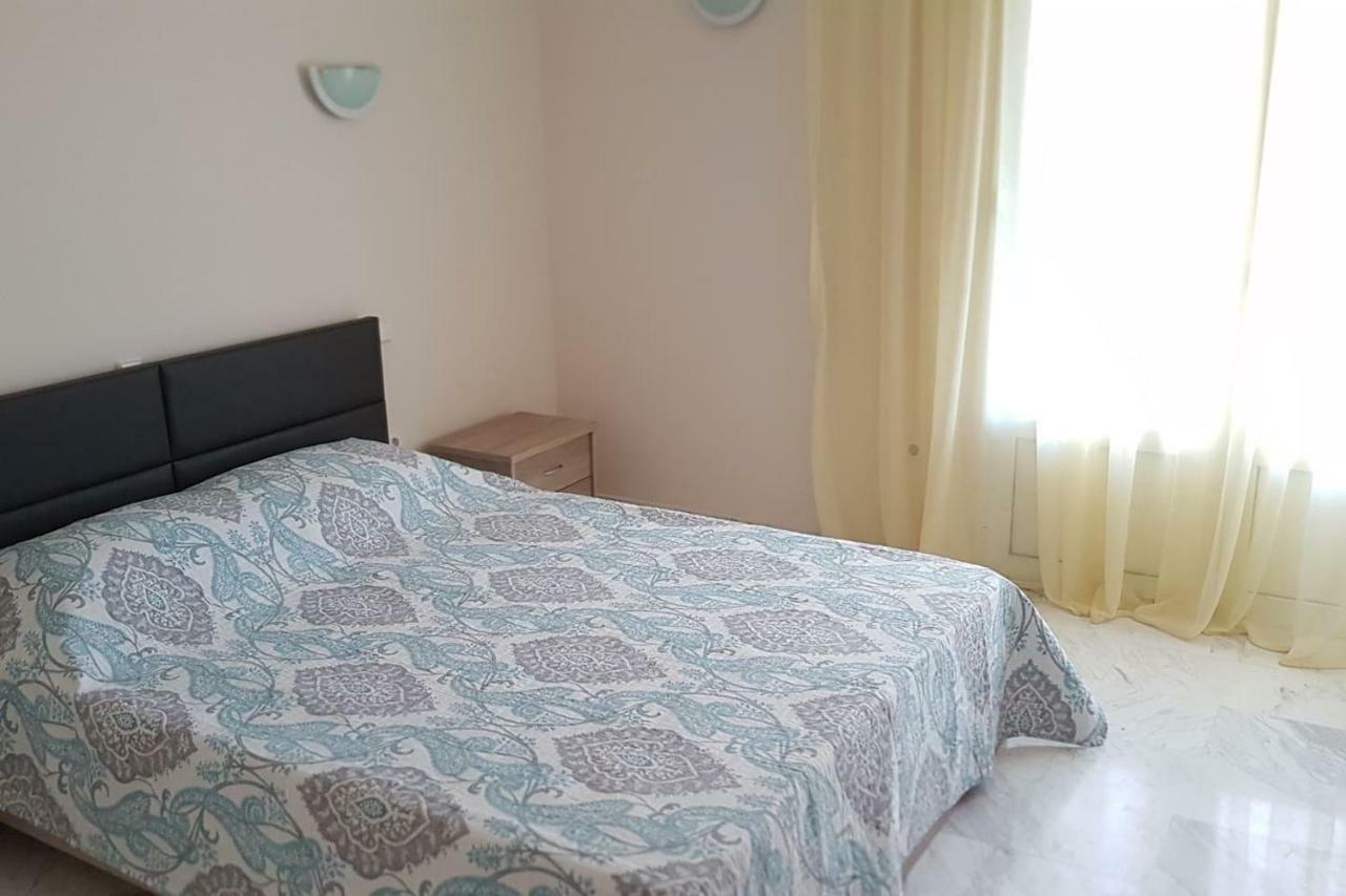 Galini Apartment Loutráki Dış mekan fotoğraf