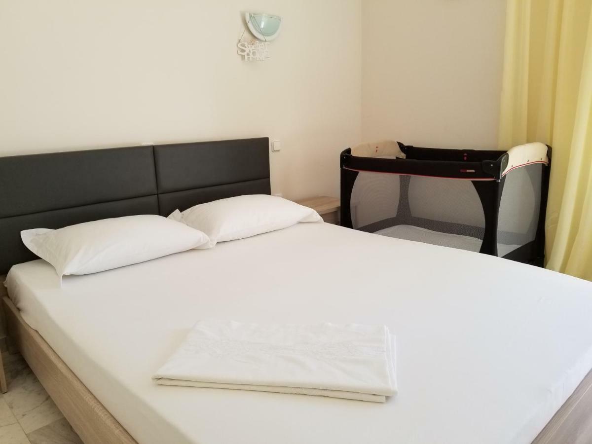 Galini Apartment Loutráki Dış mekan fotoğraf